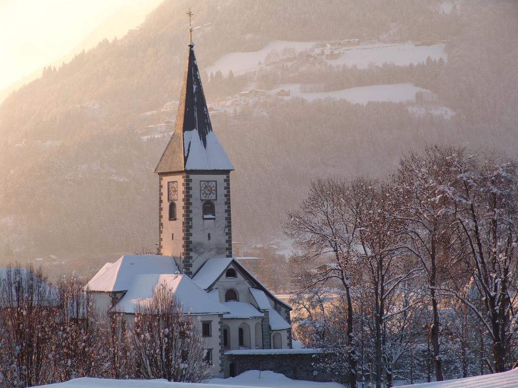 Gasthof Zur Post Ossiach Luaran gambar