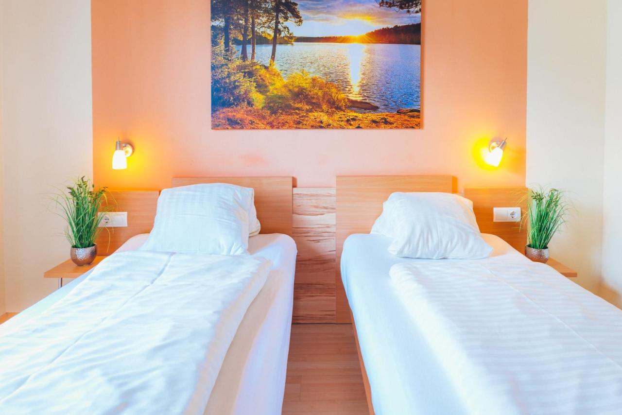 Gasthof Zur Post Ossiach Luaran gambar